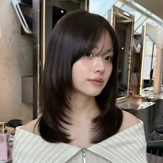 セミロング カラー 艶カラー💖モデル 募集中🐾Yuraのヘアスタイル