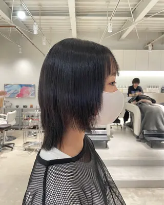 ミディアム 安西 香利奈のヘアスタイル