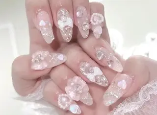 ネイル ネイリストヨ ヨのネイルデザイン