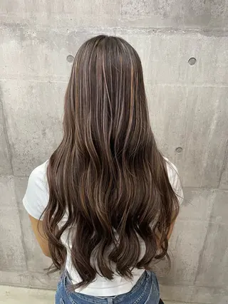 ロング カラー LUXBE LUCE ひなののヘアスタイル