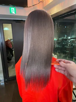 ミディアム 安田和洋 ブリーチカラー特化のヘアスタイル