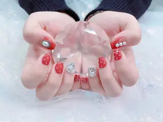 ネイル パーツ全部¥110 サロンミミのネイルデザイン