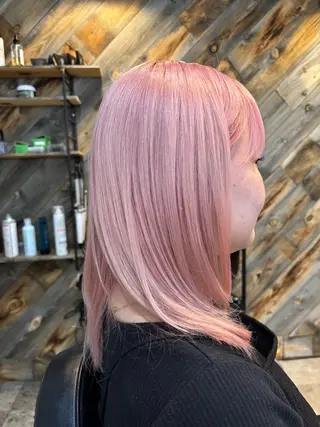 ミディアム カラー 吉田 光希のヘアスタイル