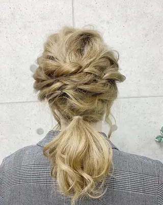 セミロング ヘアアレンジ 京都最安価エクステ muuka🦋のヘアスタイル