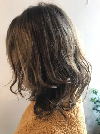 ミディアム 勝沼 佑季のヘアスタイル