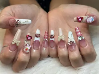ネイル NIE MoMoのネイルデザイン