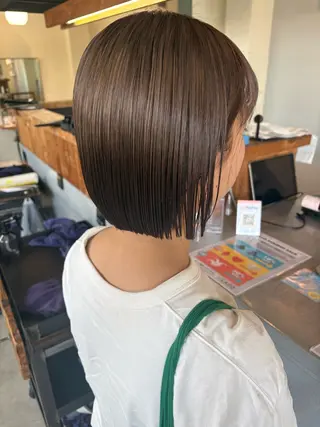 ミディアム 小山 莉沙のヘアスタイル