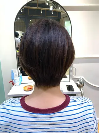 ショート 乾かすだけで艶髪酸性 ストレート髙橋悠耶のヘアスタイル