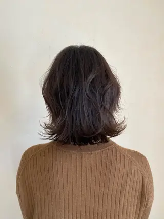 ミディアム 柴山 美芽のヘアスタイル
