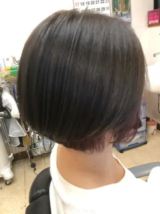 ショート カラー 石塚 浩のヘアスタイル