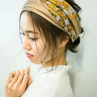 セミロング ヘアアレンジ 天王寺韓国ヘア 小山歓実のヘアスタイル