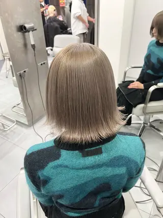 ショート カラー ヘアアレンジ ハイトーン/透明感/ レイヤー/かずや🦁のヘアスタイル