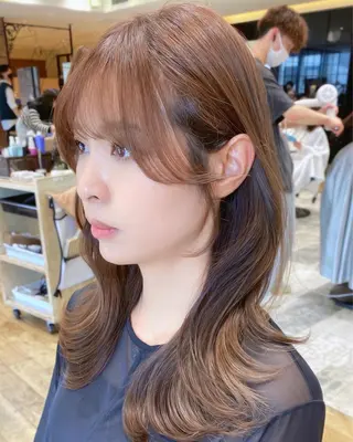 セミロング カラー 顔まわりカット🌟 くびれヘア/寺門遥輝のヘアスタイル