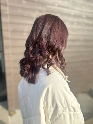 セミロング カラー ヘアアレンジ 🤍 minaのヘアスタイル