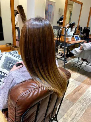 ロング カラー 韓国風・ブリーチなし ・あり後藤 一斗店長のヘアスタイル