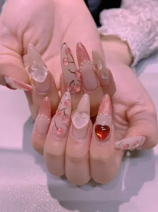 ネイル エムズ ハヤシのネイルデザイン