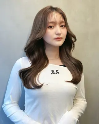 セミロング ヘアアレンジ 大宮‎🩵縮毛矯正 レイヤー　佐藤和のヘアスタイル