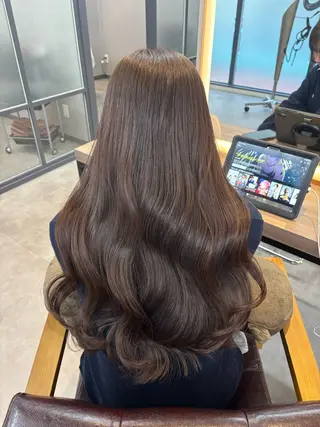 ロング カラー レイヤー✂︎ぷつボブ 艶カラー🤍noaのヘアスタイル