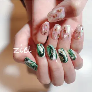 ネイル ziel _nailのネイルデザイン