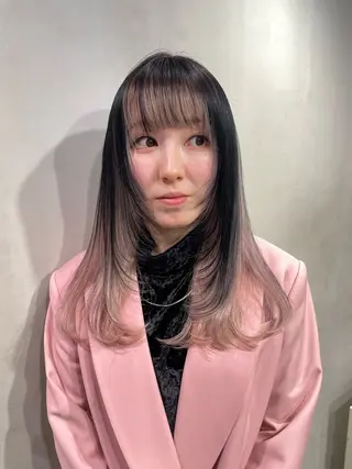 ロング カラー 髙橋 茉南のヘアスタイル