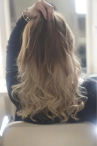 ロング カラー 枝毛カット&髪質改善 満足NO.1岡しゃんのヘアスタイル