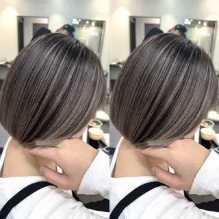ショート バレイヤージュ ボブ🌈ナツヤのヘアスタイル