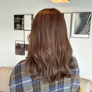 ミディアム 柔らかベージュ🩰/ 新潟駅/くるみのヘアスタイル