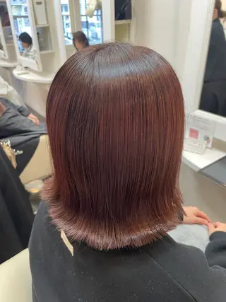 ミディアム 秋山 麗奈のヘアスタイル