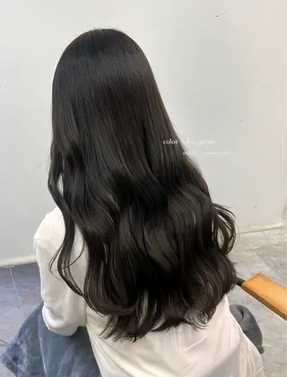 ロング カラー natsu/梅田 /透明感/艶髪のヘアスタイル