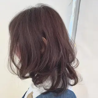 セミロング カラー パーマ 加藤 綾華のヘアスタイル