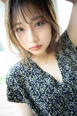 ミディアム Hiroshi ヒロシのヘアスタイル