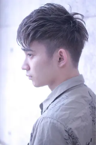 ショート カラー パーマ メンズ 及川 光のヘアスタイル