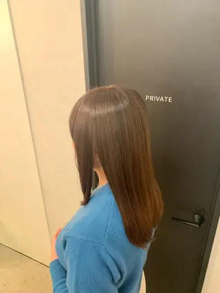 ロング カラー 臼井 真人のヘアスタイル