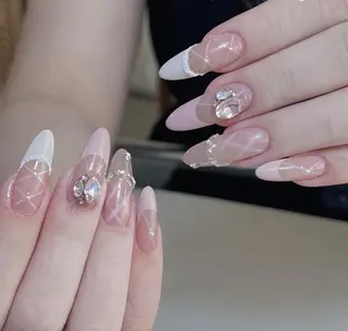 ネイル 💫 Tsuki_Nailのネイルデザイン