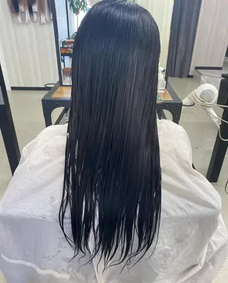 ロング カラー UNDER vr 【アンダーバー】のヘアスタイル