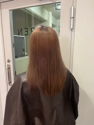 セミロング カラー オリーブカラー/ レイヤー/ ローレンのヘアスタイル
