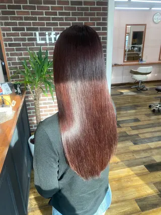 ロング momoka/ LifebeLiftのヘアスタイル