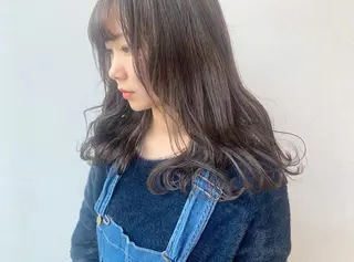 ロング カラー ヘアアレンジ 透明感♡︎♡︎ 佐々木早苗のヘアスタイル