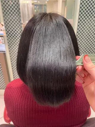 ミディアム 近澤 佑香のヘアスタイル