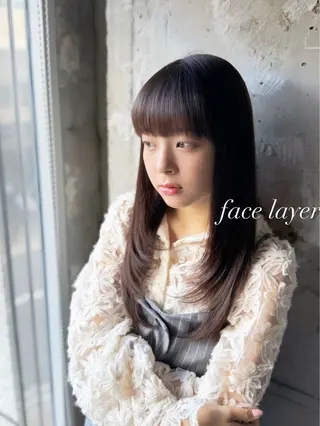 セミロング esse大阪茶屋町店所属・レイヤーカット 新井田陽寿のヘアスタイル