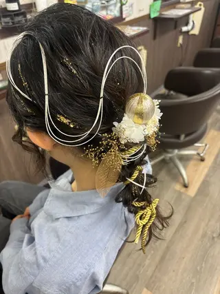 セミロング ヘアアレンジ 横路 めぐみのヘアスタイル