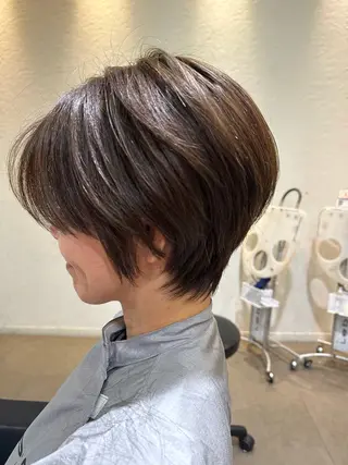 ショート カラー 店長/骨格診断/美髪 髪質改善/松若　優のヘアスタイル