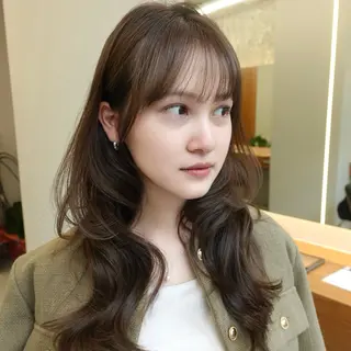 セミロング minami🤎 レイヤーカットのヘアスタイル
