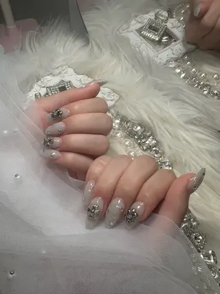 ネイル MADIA YUKIHOのネイルデザイン