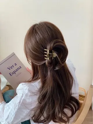 カラー ❤️ブリーチなし💚 ダブルカラー平野実花のヘアスタイル