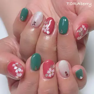 ネイル ネイリスト なつみのネイルデザイン