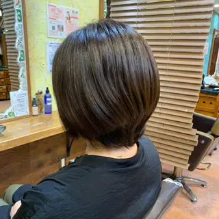 ショート カラー しんぼり なおみのヘアスタイル