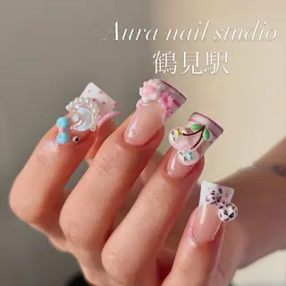 ネイル AURA NAIL 🌟鶴見店のネイルデザイン