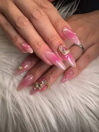 ネイル YOUTH natsumiのネイルデザイン