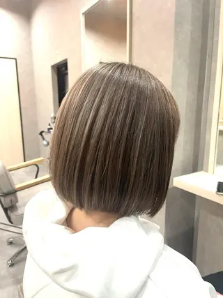 ミディアム カラー 一ノ瀬 暁のヘアスタイル